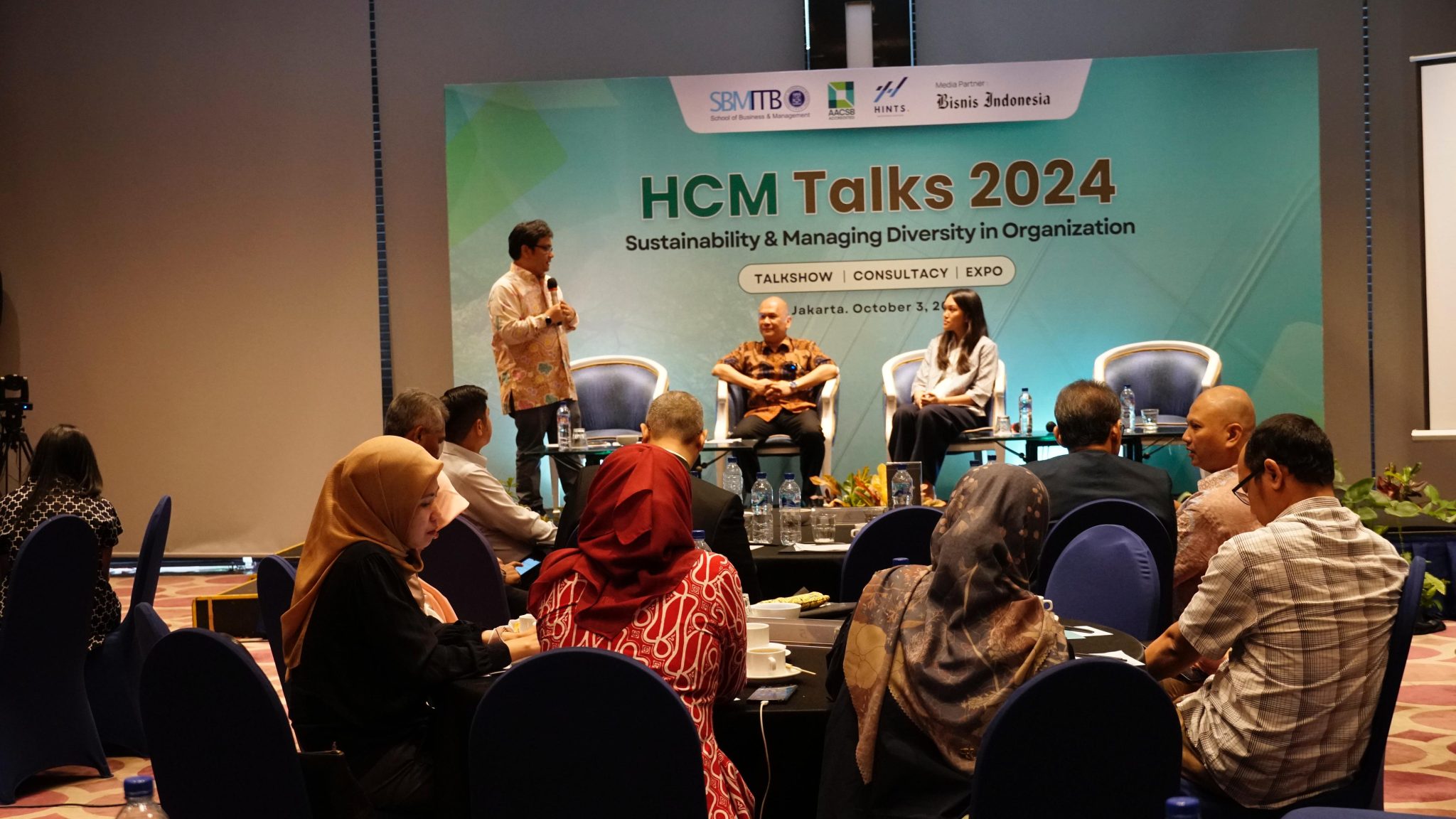 Remaining relevant: Challenges for educational institutions in facing ...